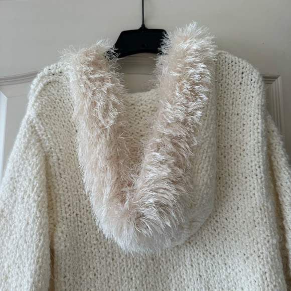 Handmade Soft Knit Sweater Long Sleeve Fringe Tassel Hoodie Outerwear White OS/M - Picture 4 of 4